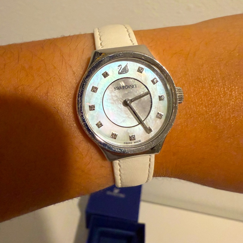 Swarovski Dreamy Leather Watch
